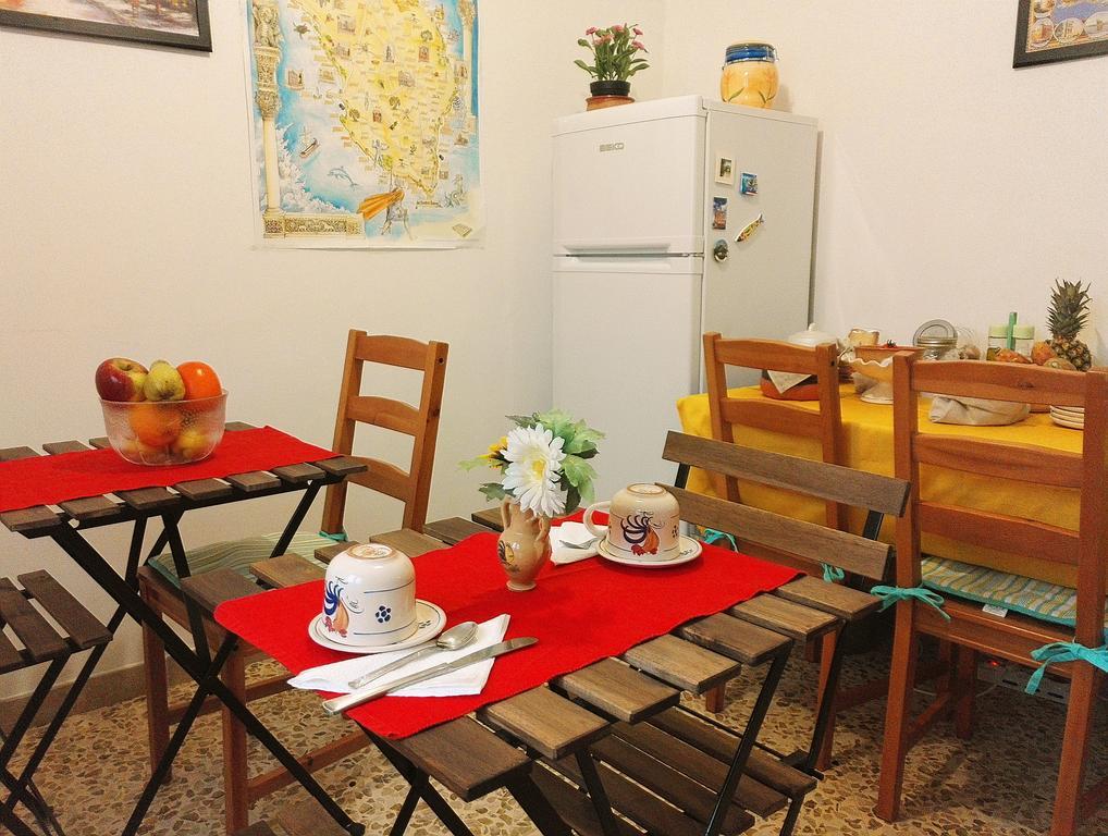 La Casa Di Chicca Apartment เลชเช ภายนอก รูปภาพ