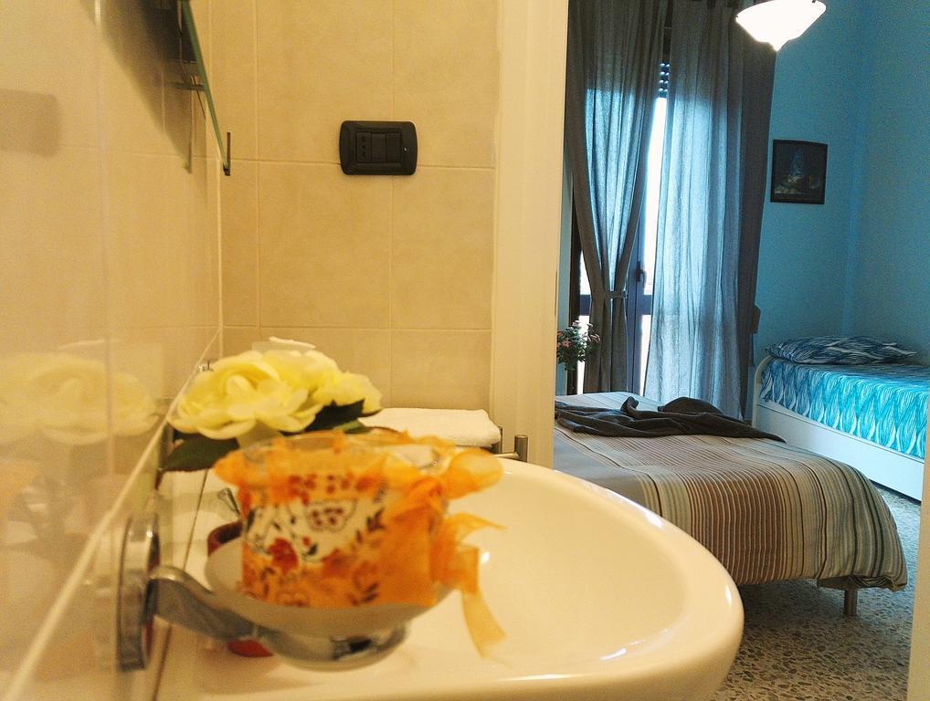 La Casa Di Chicca Apartment เลชเช ภายนอก รูปภาพ